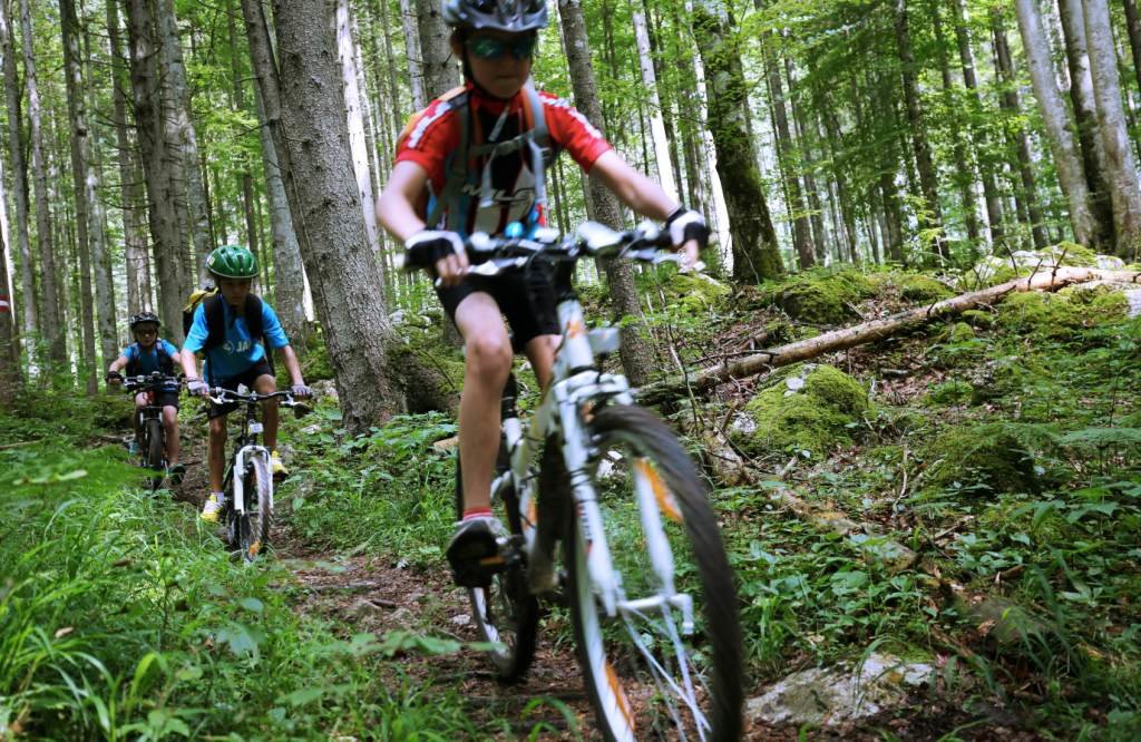 bikefex-nms-liezen-mountainbiking-kids-perfectguiding-maloja-specialized-radaelli-3